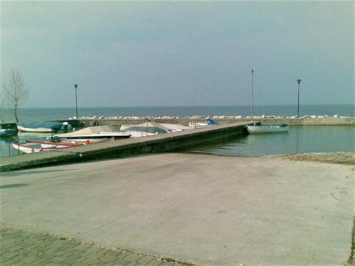 Apartament Casa Gisela Desenzano del Garda Zewnętrze zdjęcie