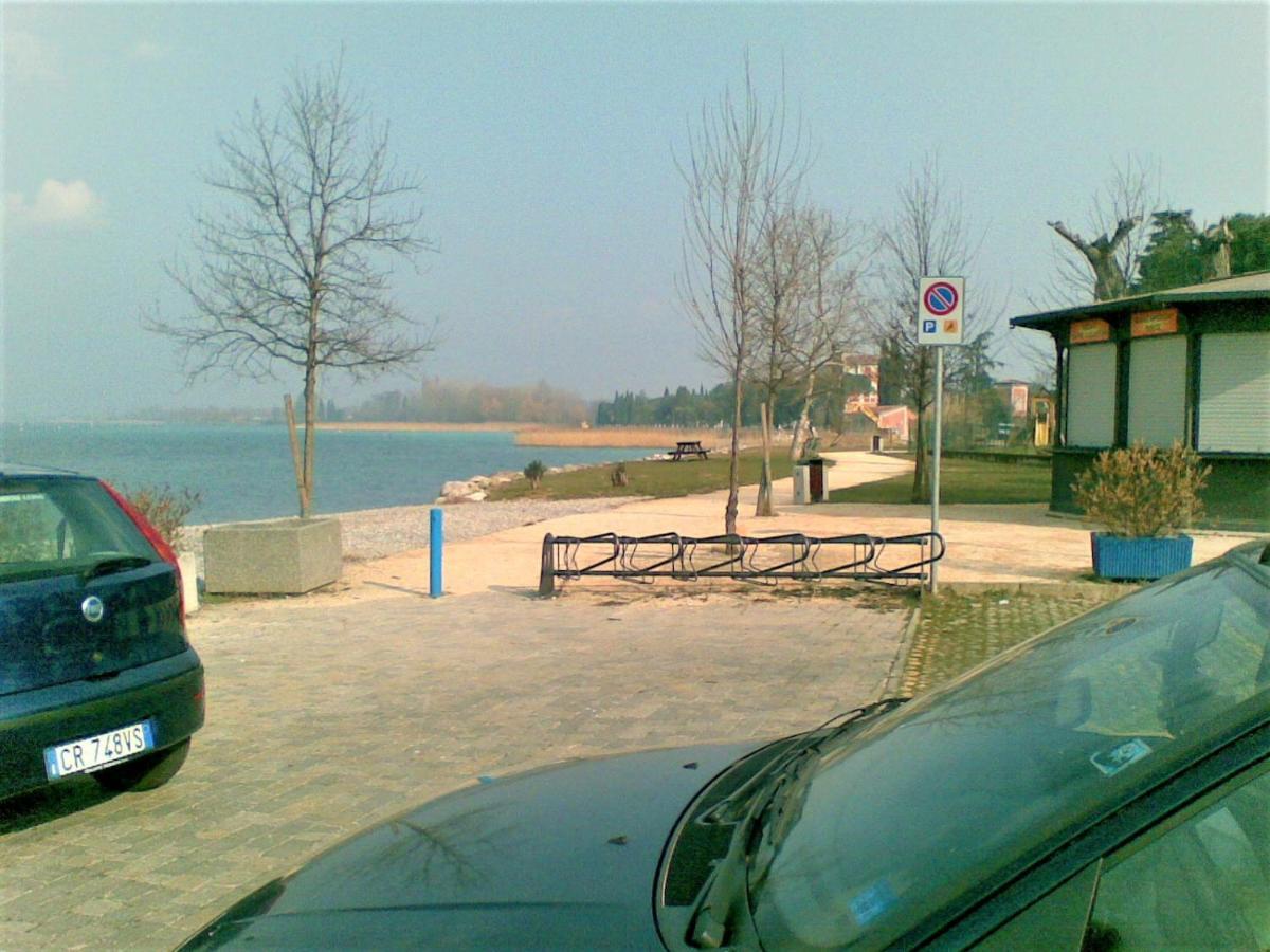 Apartament Casa Gisela Desenzano del Garda Zewnętrze zdjęcie