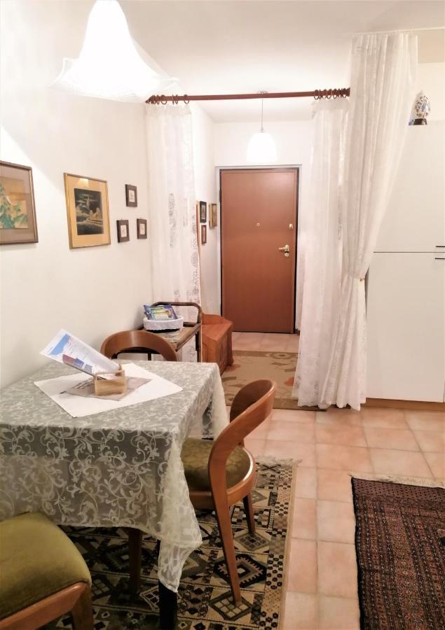 Apartament Casa Gisela Desenzano del Garda Zewnętrze zdjęcie