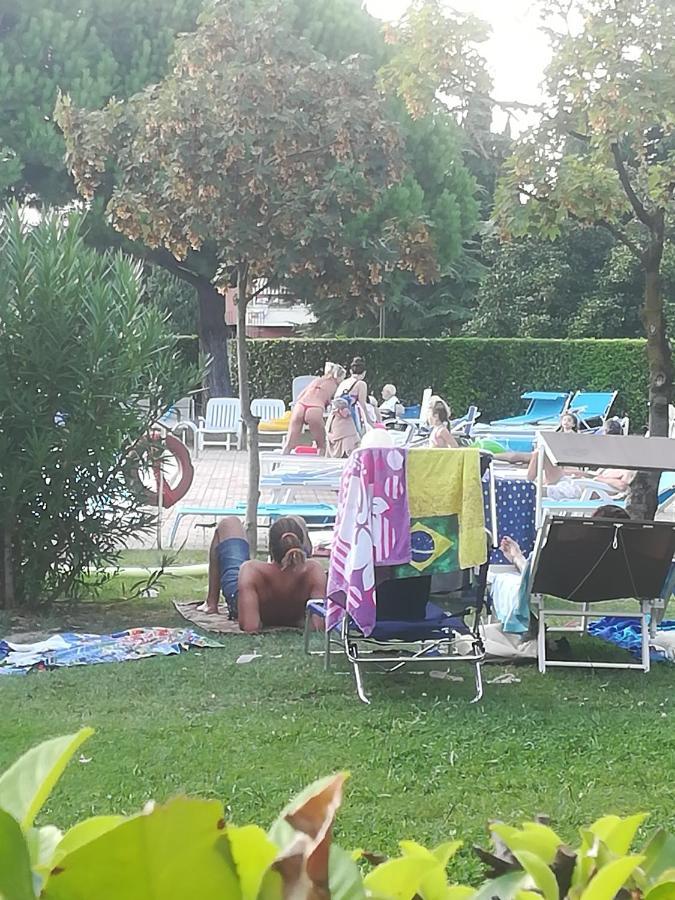Apartament Casa Gisela Desenzano del Garda Zewnętrze zdjęcie